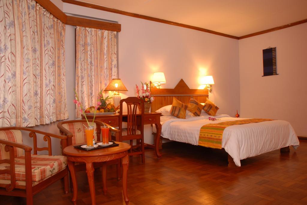 Hôtel Amazing Kaytu à Taungoo Extérieur photo